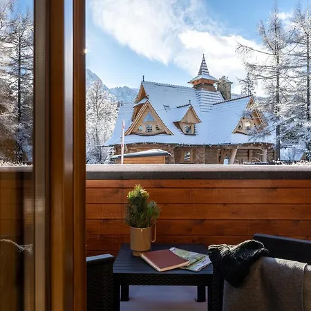 Regle 5 Guide's House *