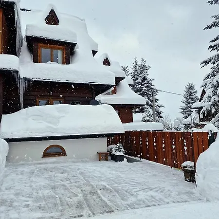 Regle 5 Guide's House *